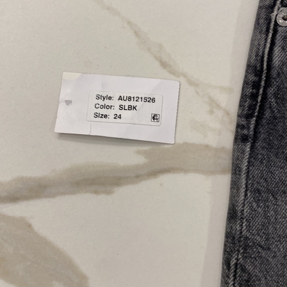 Agolde dee shorts size 24 - Picture 2 of 6